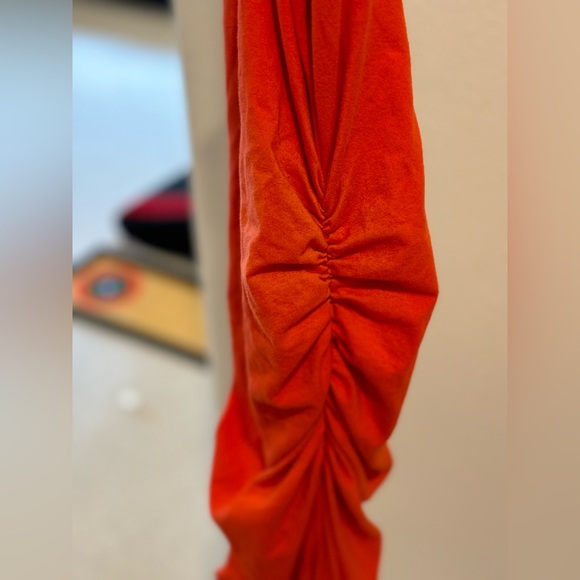 Michael Stars cinched side form fitting below the knee above the ankle dress - Picture 5 of 11